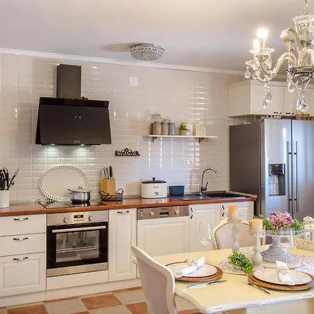 Apartment Dita - With The Pool Close To Split *