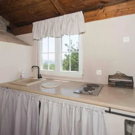 Dita - With The Pool Close To Split Apartment Kastela
