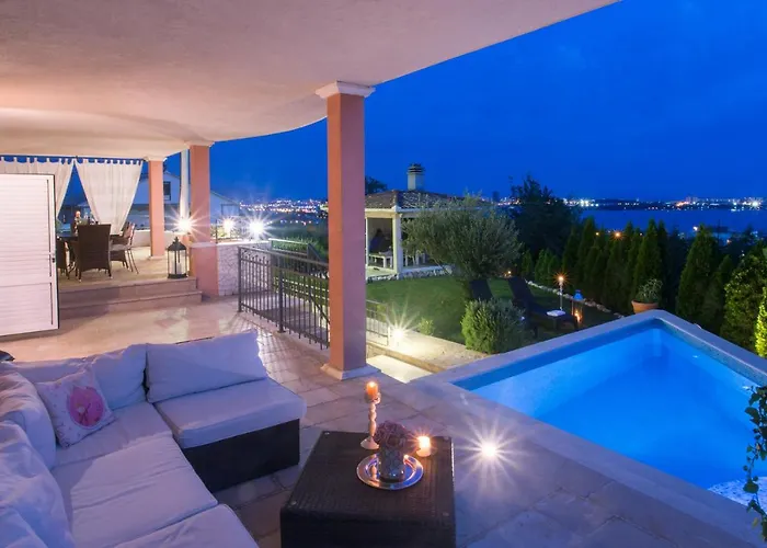 Apartamento Dita - With The Pool Close To Split Kaštela