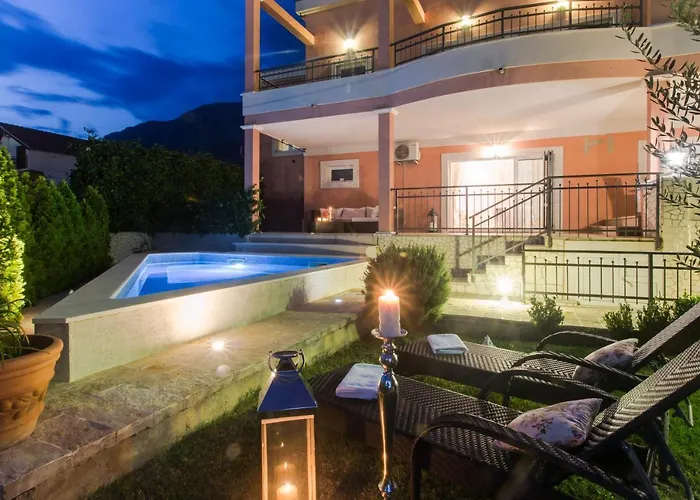 Dita - With The Pool Close To Split * Kaštela